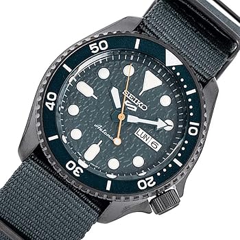 SEIKO 5 SPORTS グリーン Seiko 5 Sports SKX Mid-Size Vibrant Green Dial - Speidel